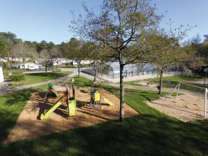 Campings Camping Saint Laurent : photos des chambres