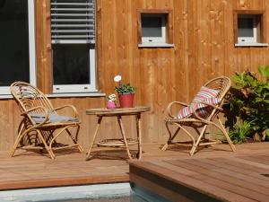 Le Nid du Héron, maison avec piscine chauffée privative au cœur de Nantes