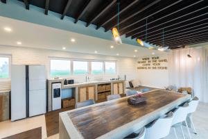 Seaway Villa - Joshua District