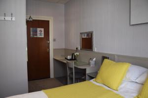Double Room room in Avenue Guest House
