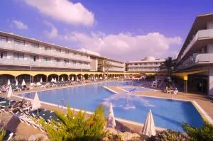 地中海酒店 - 拉尔法斯德尔皮