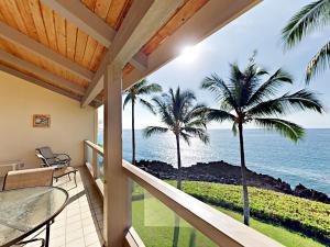 Two-Bedroom Apartment room in 78-6800 Alii Drive Condo Unit 4-303 Condo