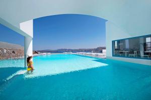 Acroterra Rosa Hotel & Spa Santorini Greece