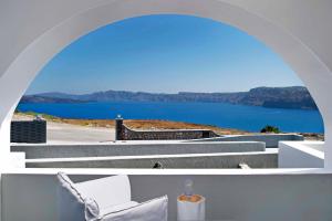 Acroterra Rosa Hotel & Spa Santorini Greece