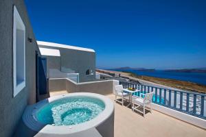 Acroterra Rosa Hotel & Spa Santorini Greece