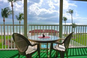 Two-Bedroom Apartment room in Dolphin Way B-204 - Monthly Condo