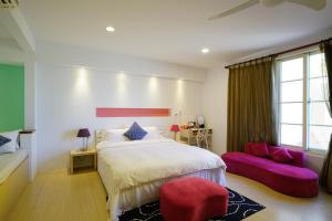 Phòng Gia Đình Kẹo Hồng Tầng 1 (1st Floor Pink Candy Family Room)