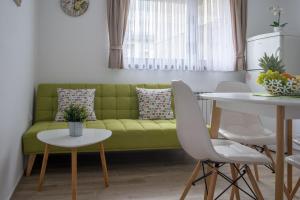 Apartment Vir with free private parking