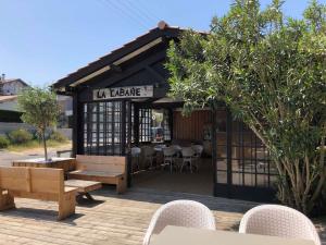 Hotels Le Pavillon Bleu : photos des chambres
