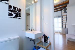 Apartamentos Centro Cordoba by MiRa