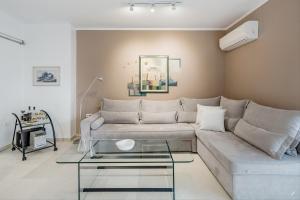 Athenian Riviera Beach Apartment