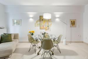 Athenian Riviera Beach Apartment