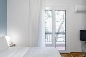 Athenian Riviera Beach Apartment