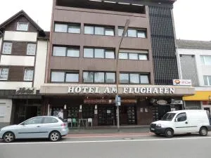Hotel Am Flughafen - Ресрат