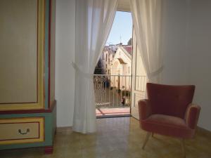 Casa De Angelis Orange & Blue