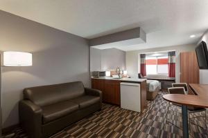 Queen Suite - Non-Smoking room in Microtel Inn & Suites by Wyndham