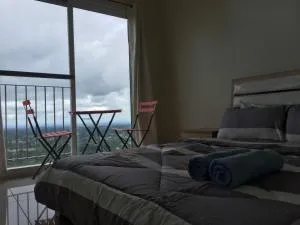 Wind Residences Tower 4 2301 - Laurel