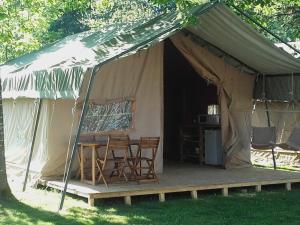 Campings Camping des eydoches - 3 etoiles : photos des chambres