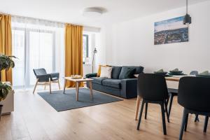 Three-Bedroom Apartment room in Smart Self Check-in Ambiente Apartments