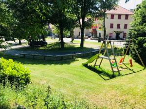 Hotels Hotel des Cevennes : photos des chambres