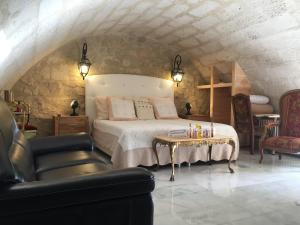 B&B / Chambres d'hotes La Cave Voutee Sauna & Hammam : photos des chambres