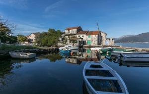 Fisherman House