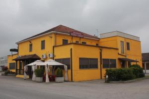 1 star hotel Gustame Risto Pizzeria San Colombano al Lambro Itali&euml;