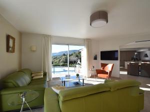 Villas Air conditioned villa with heated pool guesthouse and stunning views : photos des chambres