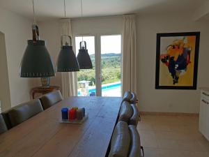 Villas Stylish villa with private pool : photos des chambres