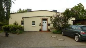Pension Rosenvilla - Neupetershain