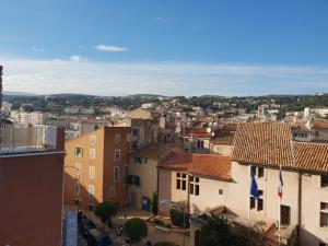 Appartements Entre terre et mer Plein centre Terrasse : photos des chambres