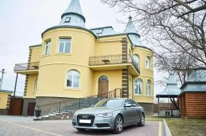 Приватна садиба Фортеця Малехів - Malekhuv