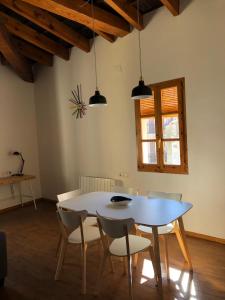 Cozy en Blanch. Center