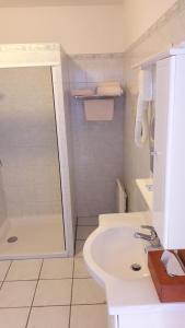 Hotels Logis Hotel Restaurant Berry Relais : photos des chambres