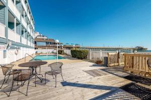 One Bedroom Apartment room in South Paradise