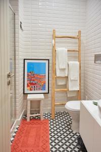 Host Wise - UNIK Porto Apartment