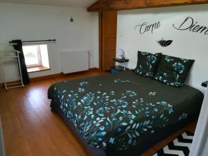 B&B / Chambres d'hotes Les Marmottes Charentaises : photos des chambres