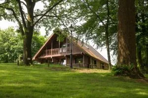 Pantglas Hall Holiday Lodges and Leisure Club - Nantgaredig