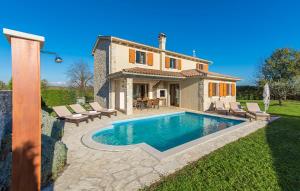 Four-Bedroom Villa with Private Pool and Sauna room in Villas Adagio
