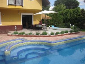 Schieszl Apartments Zamárdi 1