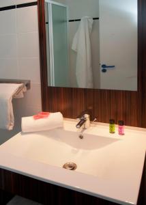 Hotels Hotel Beau Rivage : photos des chambres