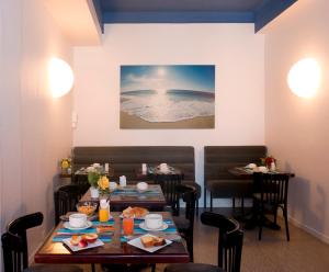 Hotels Hotel Beau Rivage : photos des chambres