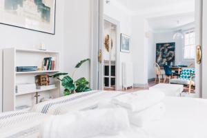 Gran Via Apartment by People Rentals