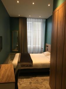 Hotels Hotel Brasserie Armoricaine : photos des chambres