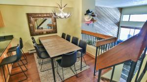 Cedars Powder Day Townhome: Ski-In, Ski-Out