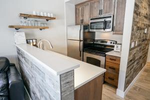 Wildwood Suites Après Getaway: Close to Downtown