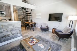 Wildwood Suites Après Getaway: Close to Downtown