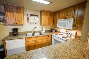 Columbine North Star Condo: Close To Everything