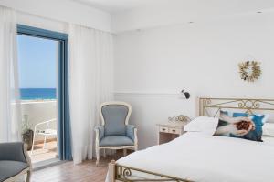 Standard Double Room with Sea View room in Lagos Mare Hotel