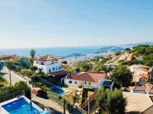 Luxury villa Investingspain with sea views, pool and jacuzzi - Lloret de Mar